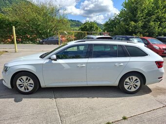 ŠKODA SUPERB COMBI 2,0 TDi r.v. 2017 - 3