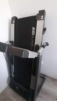 Bežiaci pás - 3