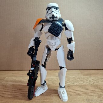 LEGO Star Wars 75531 Stormtrooper Commander - 3