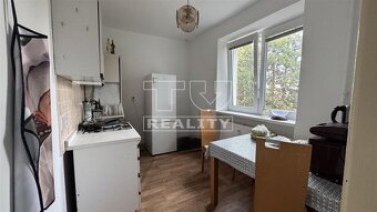 NA PREDAJ INVESTIČNÝ 2-IZBOVÝ TEHLOVÝ BYT S BALKÓNOM V... - 3