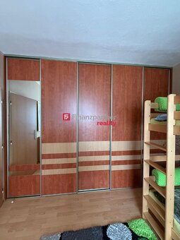 Priestranný 3-izbový byt s čiastočnou rekonštrukciou na pred - 3