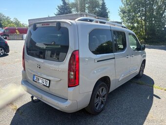 Toyota Proace city , benzin + automat , 23000km - 3