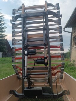 Posteľ s elektrický nastaviteľným roštom - 3