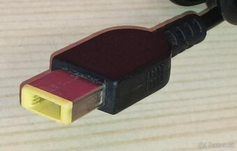 Originálny adaptér pre notebooky Lenovo - 3