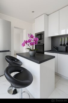 Luxusný 7-izbový dom po rekonštrukcii – Veľký Meder - 3