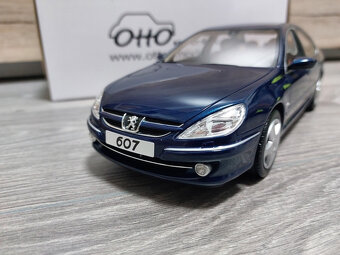 model auta Peugeot 607 Otto mobile 1:18 - 3