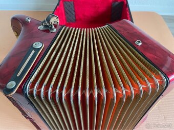 Heligonka Hohner Club lllM CF 3hlas + Kufor - 3