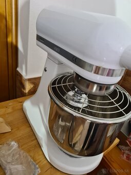 Kuchynsky profi robot 7L - 3