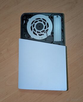 PlayStation 5 Slim 825GB - 3