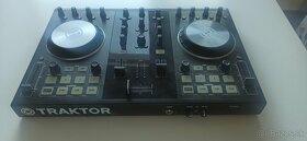 DJ KONZOLA TRAKTOR KONTROL S2 - 3