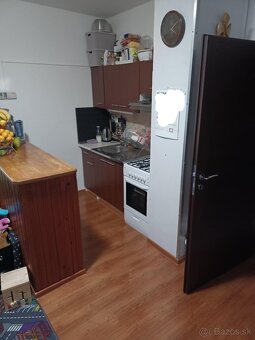 Prenajmem 1,5 izbovy byt - 3