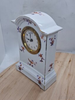Predám funkčné porcelánové hodiny Victoria Karlsbad Artdeco - 3