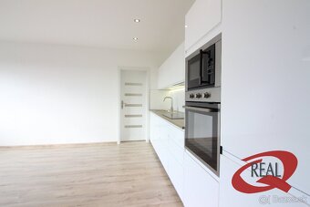 NOVÝ BYT S BALKÓNOM VO VÝBORNEJ LOKALITE - 3