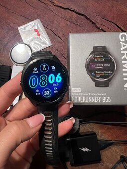 Garmin Forerunner 965 Black / Powder Gray - 3