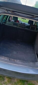 Volkswagen golf 1.9 tdi 77kw - 3