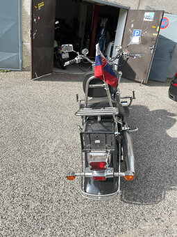 Suzuki Intruder VL1500LC - 3