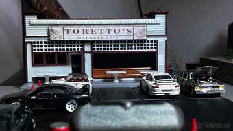 Diorama 1:64 Toretto's Market & Cafe - 3