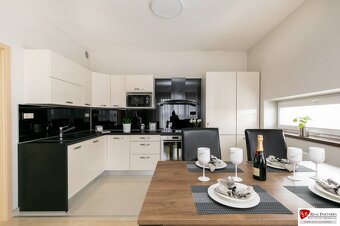 REB.sk, Predaj 3 izbový byt, 92 m2, Smaragdová ul, 2 x parki - 3
