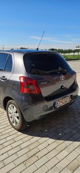 Toyora yaris 1.3 VVT-i 16v benzin 124 100km - 3