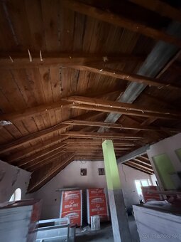 Predám 30 ročné drevené trámy - 3