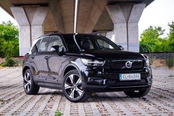 Volvo XC40 P8 TwinMotor AWD 300kw / odpočet DPH - 3
