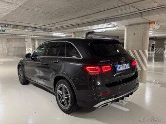Mercedes-Benz GLC 200 4MATIC AMG - 3