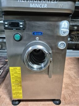 Mlynček na mäso LaMinerva A/E 22R rv2024 - 3
