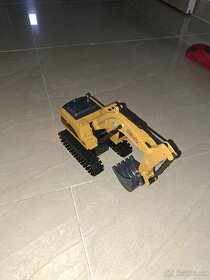 Bager na diaľkové ovládanie - 3