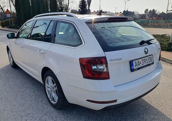 Škoda Octavia Combi 2.0 TDI Elegance/Style 4x4 - 3