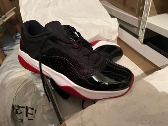 Jordan 11 cmft veľkosť 43 - 3