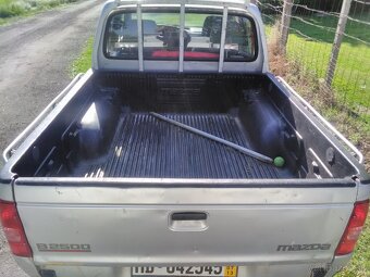 SUV 4/4 - 3