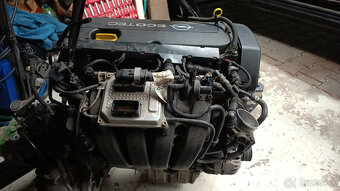Komplet motor GM Z18XER Opel 1.8 16v 175tis. km - 3
