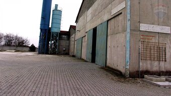 Robustná hala s pozemkom v Novej Dedinke, okres Senec - 3