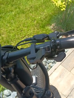 Predám máte x 750 w - 3