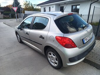 Peugeot 207 - 3