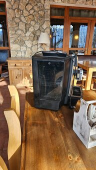 Kávovar Jura x8 - 3