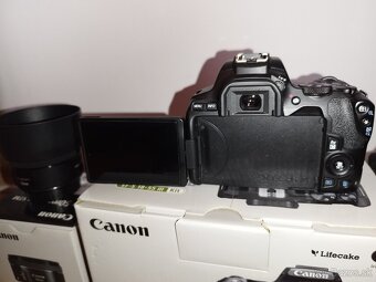 Komplet Canon EOS250D + objektívy - 3