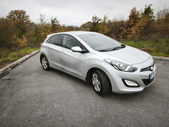 Hyundai i30 CVVT Comfort - 3