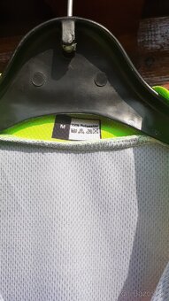 Red Bull - cyklistický dres. - 3