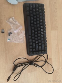 Predám hernú klávesnicu Endorfy Thock 75% wireless - 3