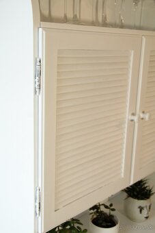 Starožitná skrinka - 3