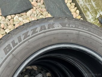 225/65 R17 - 3