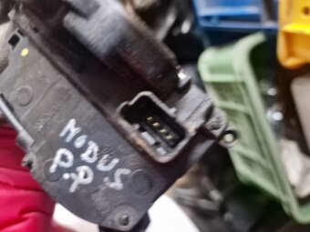 Zámok dverí Renault Modus - 3