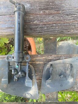 Predám pravý ostrekovač reflektoru pre Peugeot/Citroen - 3