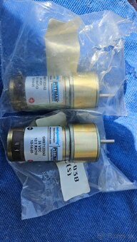 2x PITTMAN motor GM8712D242 24VDC 10:1 Ratio - 3