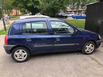 Predám v Bratislave Rensult Clio 2, r.v. 2000 s platnou STK - 3