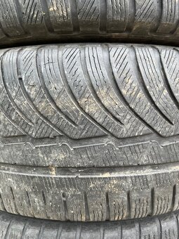 235/45 R19 zimne pneu - 3