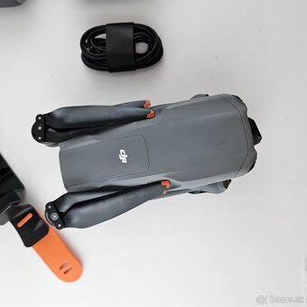 DJI Air 3 - 3