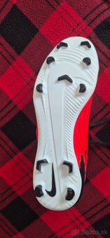 Predám Kopačky Nike 41 - 3