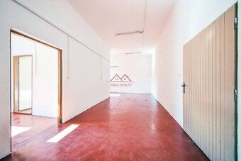PRENAJOM PRIESTOROV NA VYROBU, OBCHOD, DRUŽSTEVNA P. HORNADE - 3